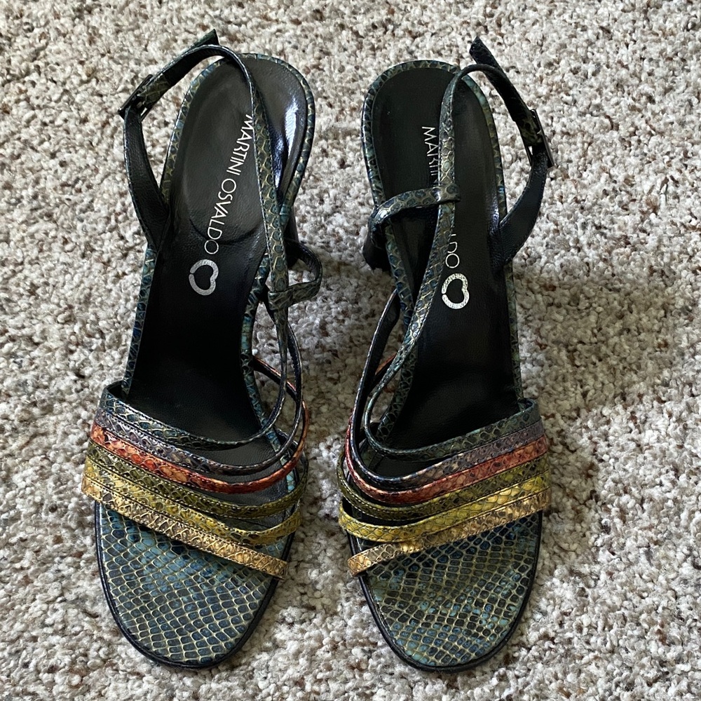 Stylish Women's Strappy Sandals in Gold, Blue, and Red